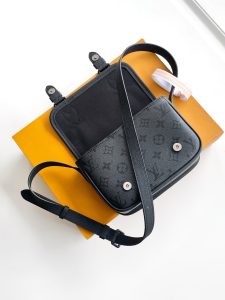Messenger Bag M2A259