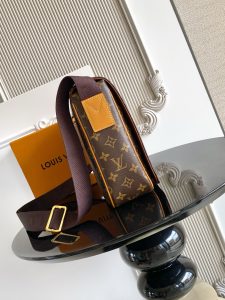 Shoulder Bag M2A191