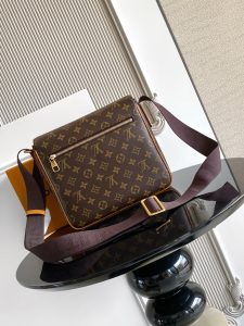 Shoulder Bag M2A191