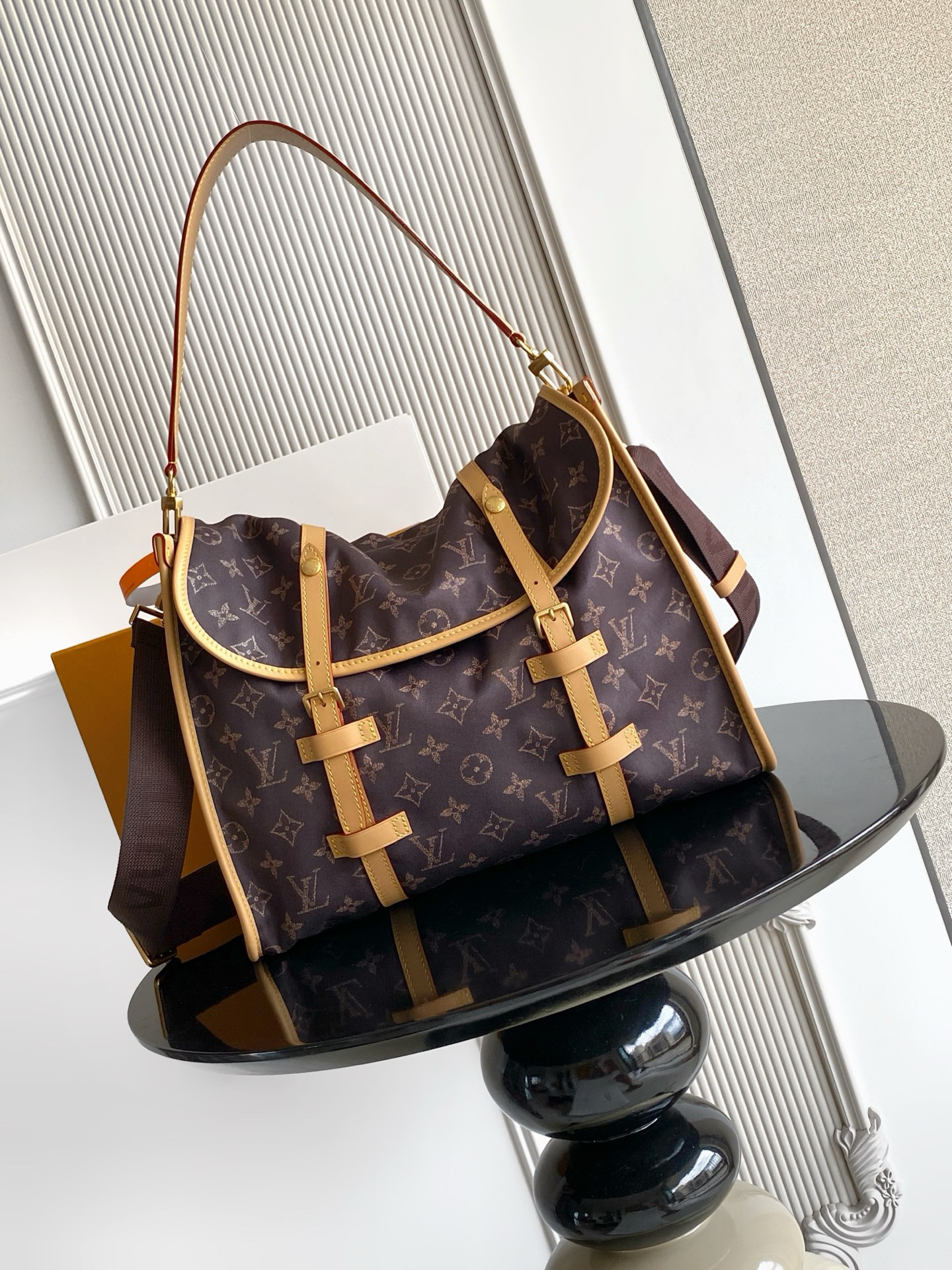 Handbag M2A425