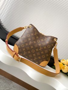 Louis Vuitton Shoulder Bag M45354