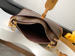 Louis Vuitton Shoulder Bag M45354