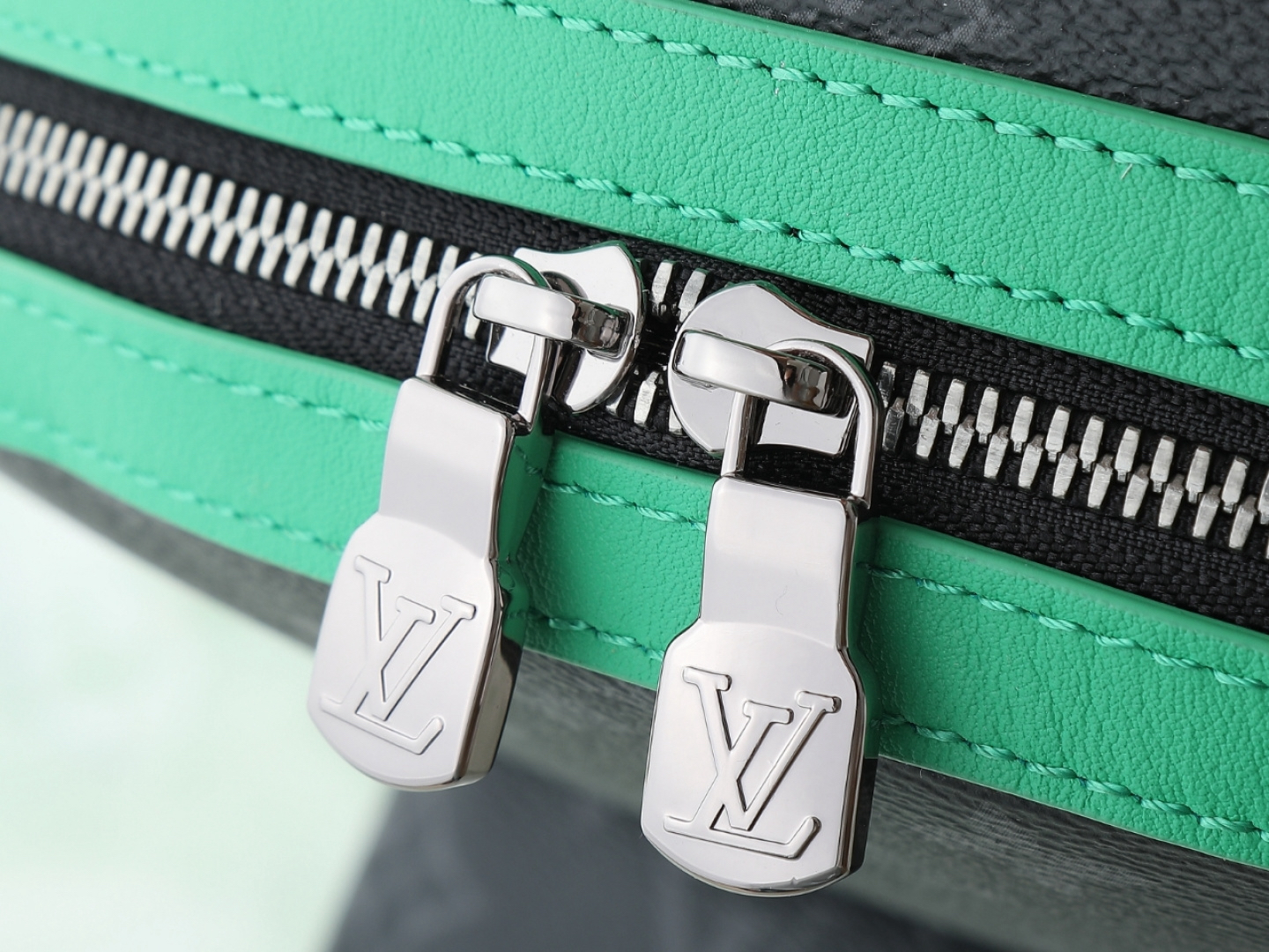 Louis Vuitton Backpack M25887