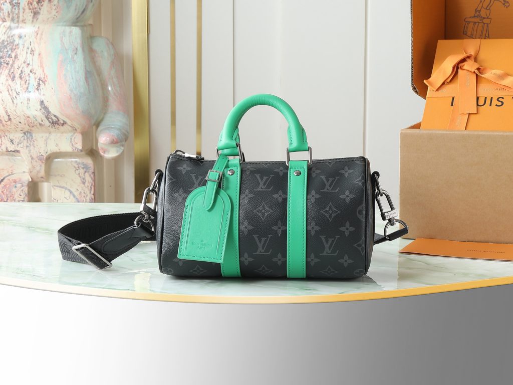 Louis Vuitton Handbag M25885
