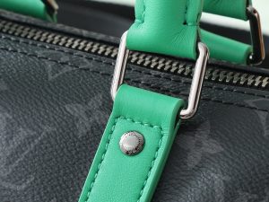 Louis Vuitton Handbag M25885