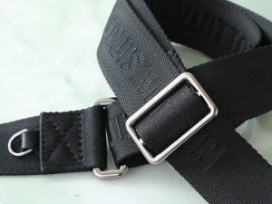 Louis Vuitton Handbag M25885