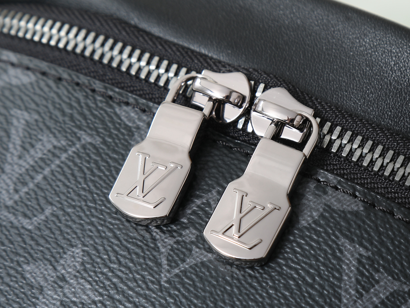 Louis Vuitton Card Holder M44336