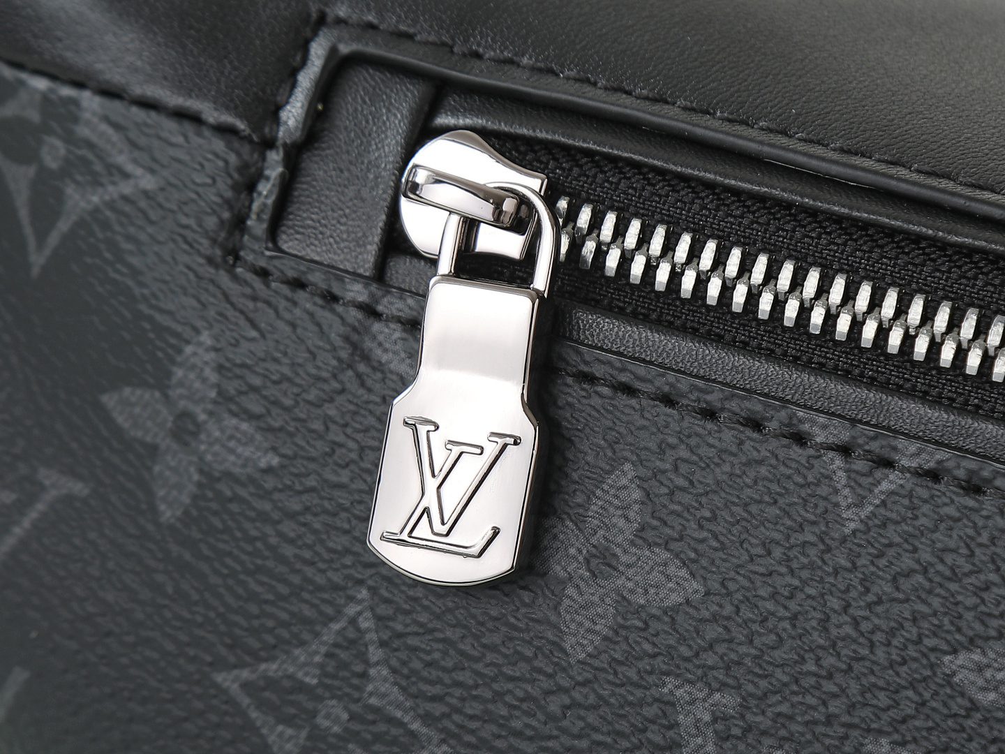 Louis Vuitton Card Holder M44336