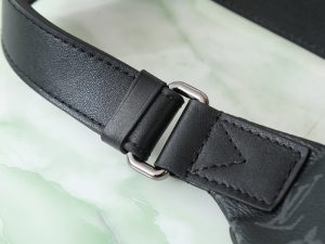 Louis Vuitton Card Holder M44336