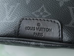 Louis Vuitton Card Holder M46035