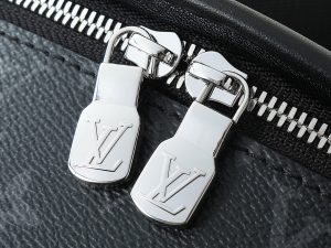 Louis Vuitton Card Holder M46035
