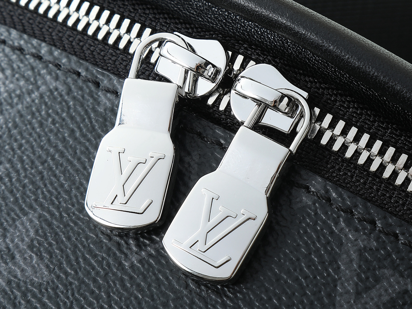 Louis Vuitton Card Holder M46035