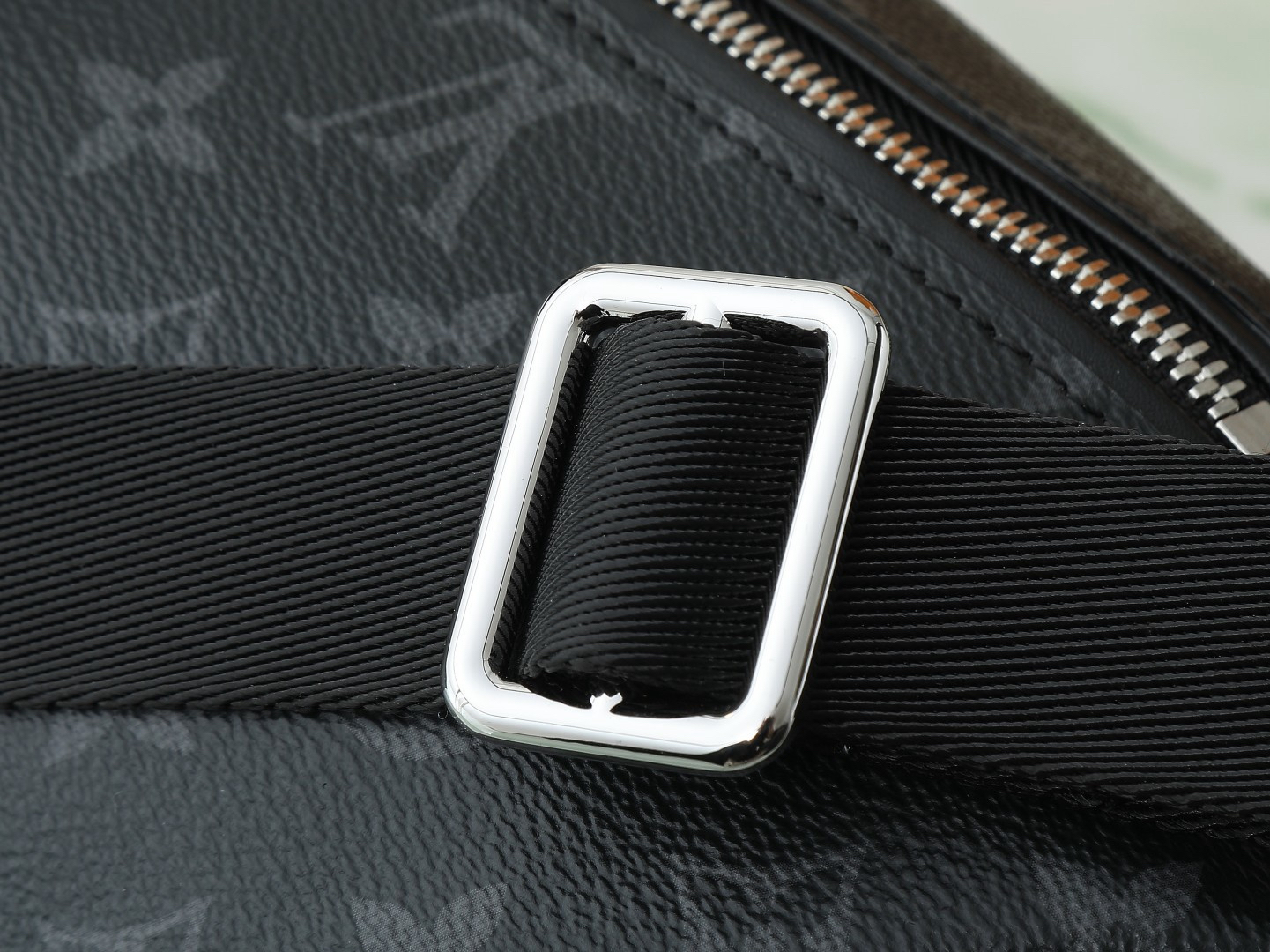 Louis Vuitton Card Holder M46035