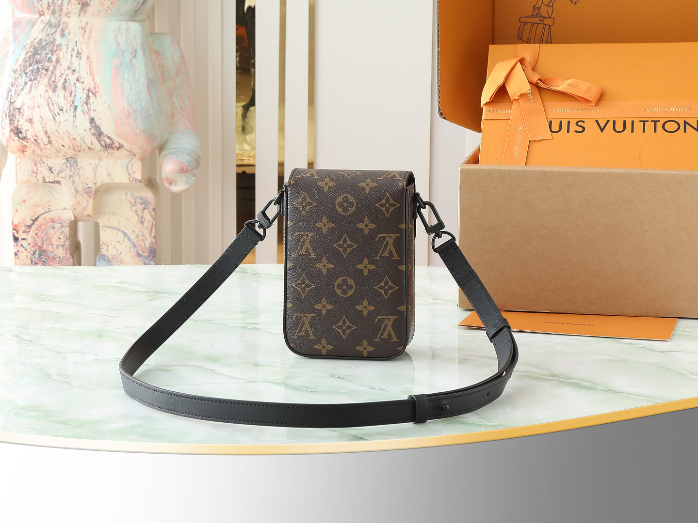 Louis Vuitton Shoulder Bag M81522