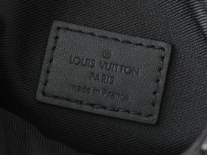 Louis Vuitton Shoulder Bag M81522