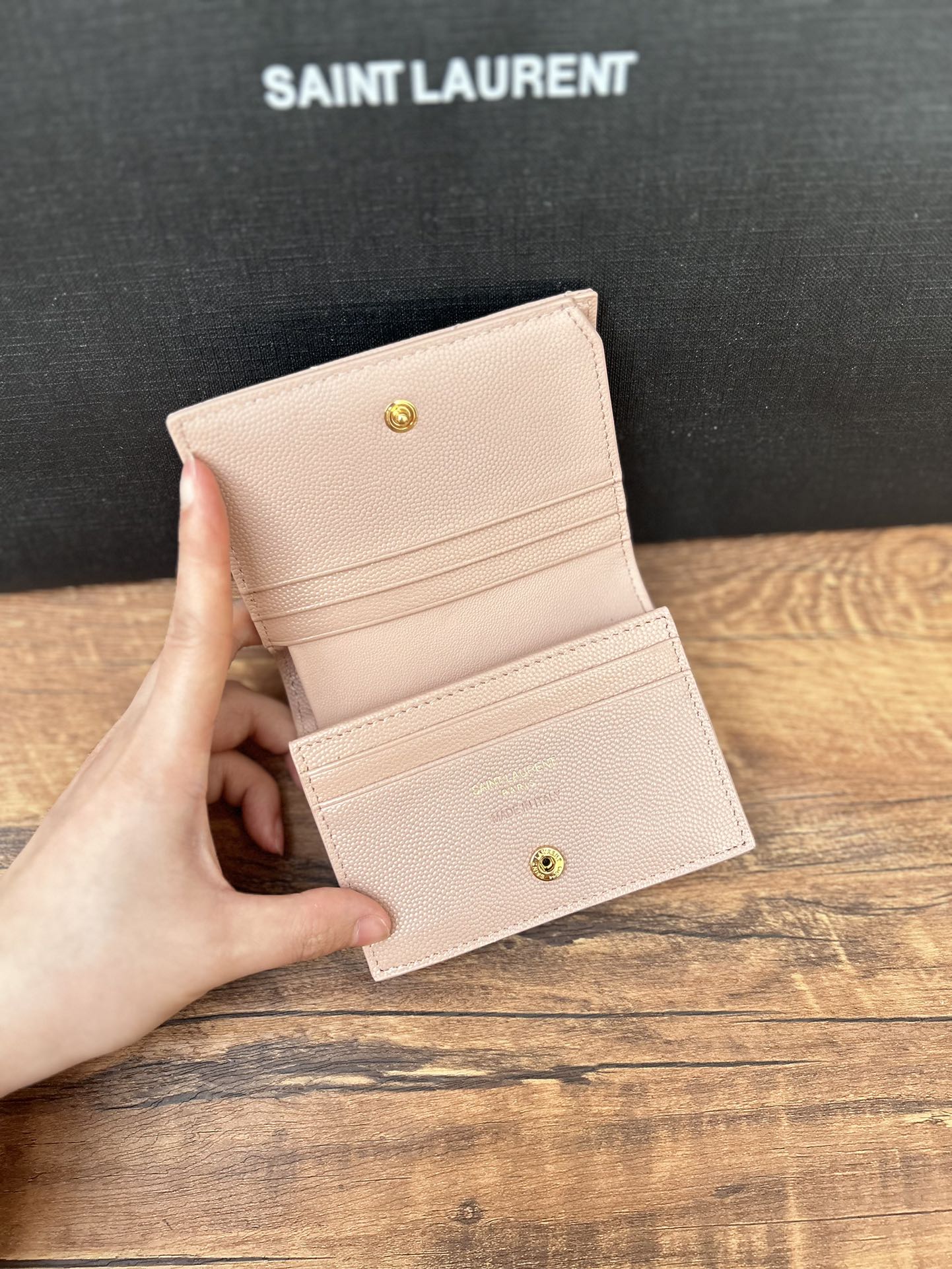 Card Holder 530841