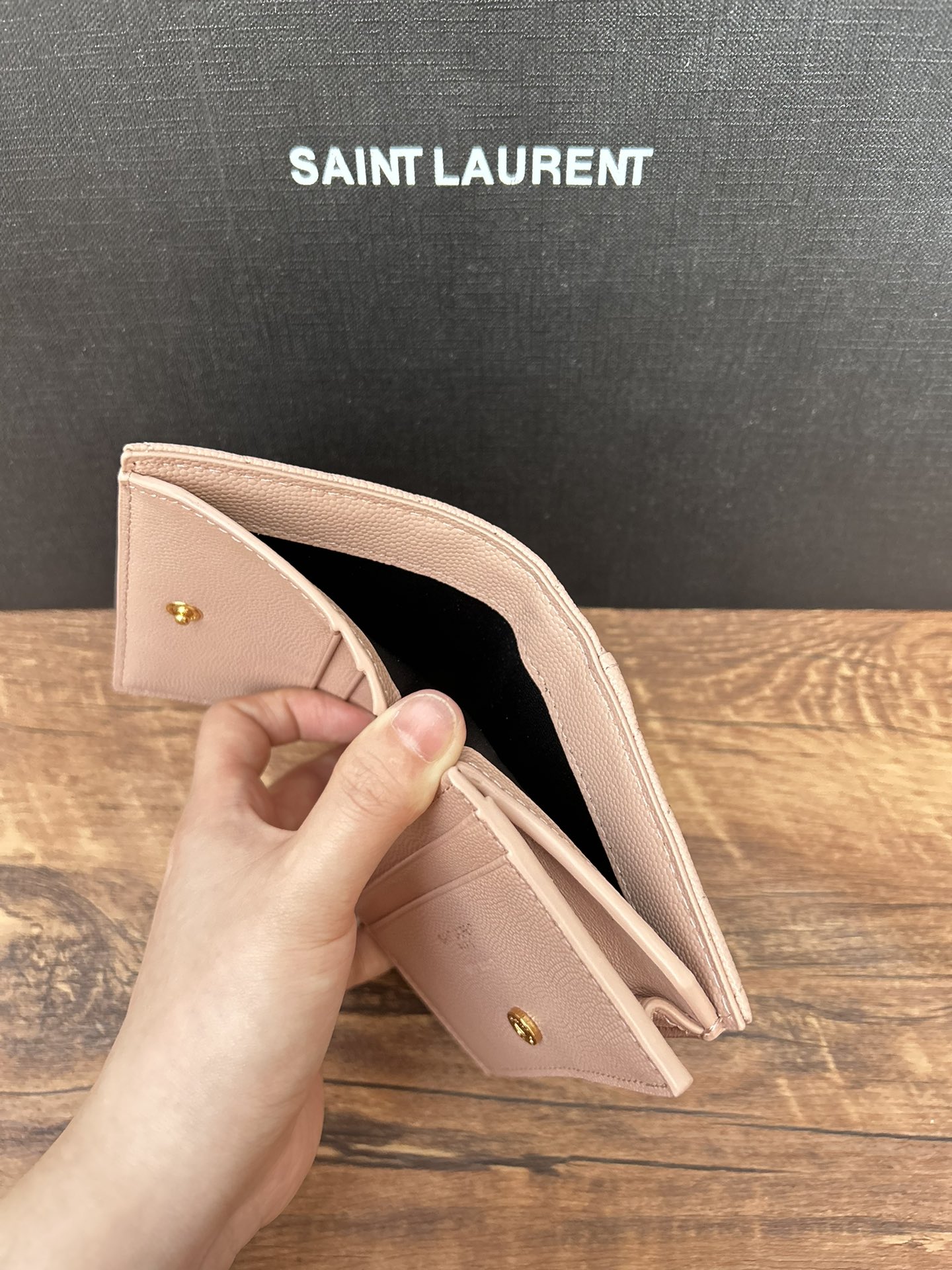 Card Holder 530841