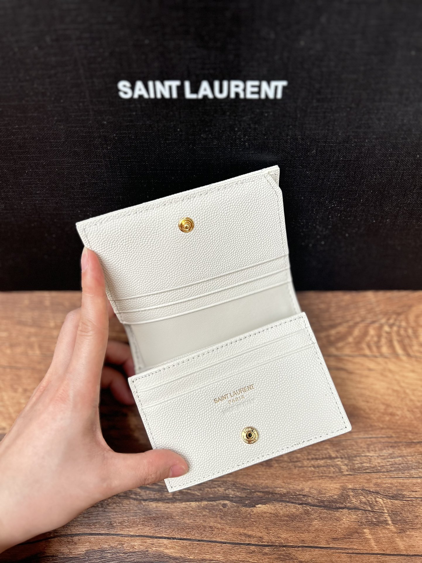 Card Holder 530841
