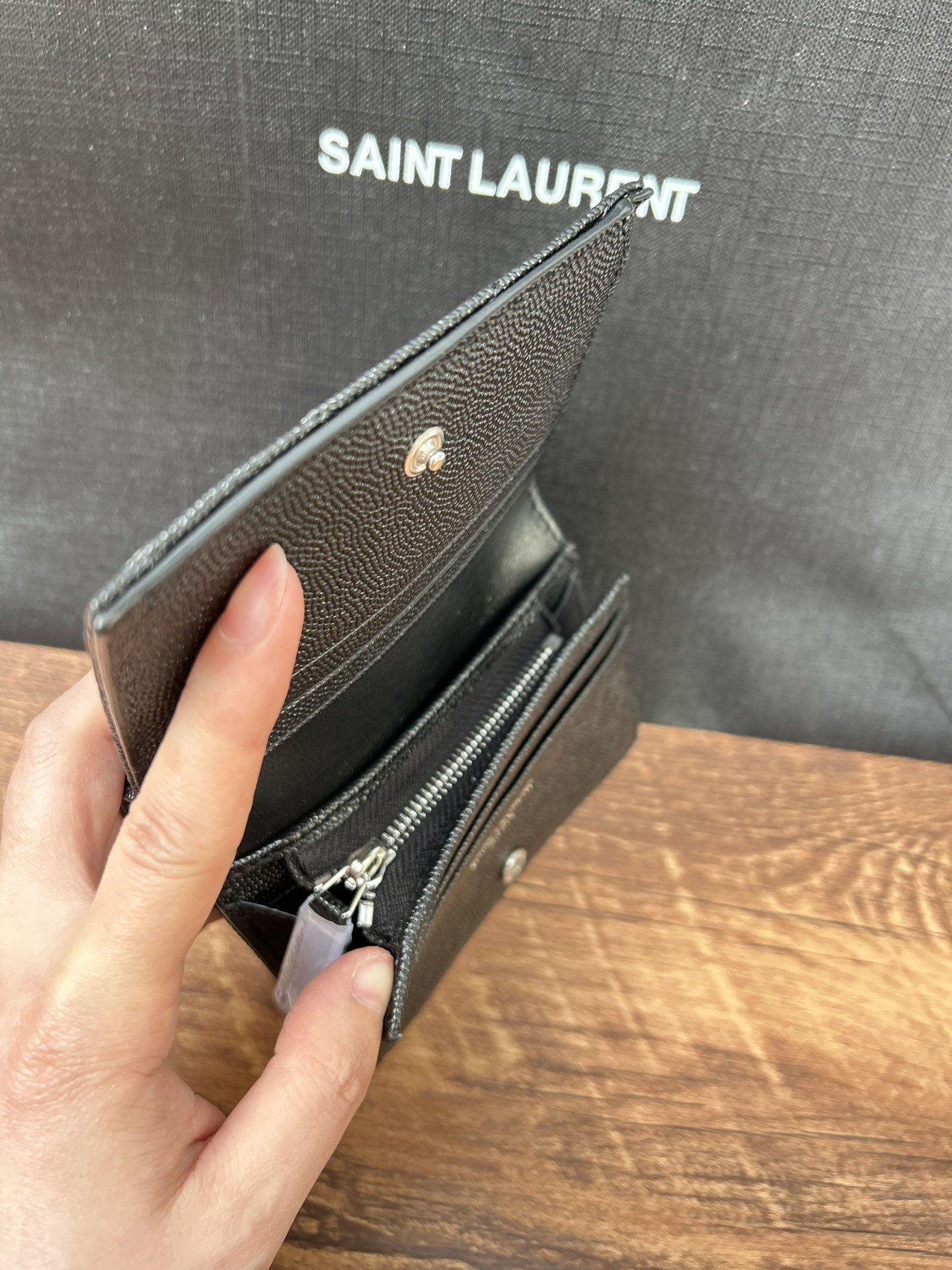 Card Holder 530841