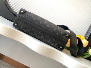 Louis Vuitton Shoulder Bag M11744