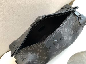 Louis Vuitton Shoulder Bag M11744