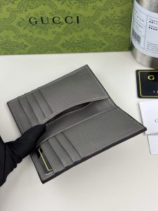 Chanel Card Holder 734943 in Grey