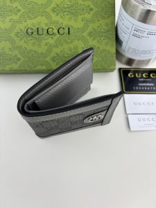 Chanel Card Holder 597609 in Grey