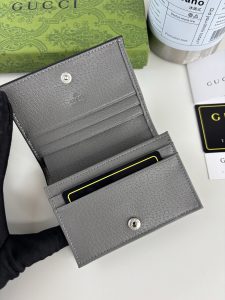 Chanel Card Holder 706845 in Grey