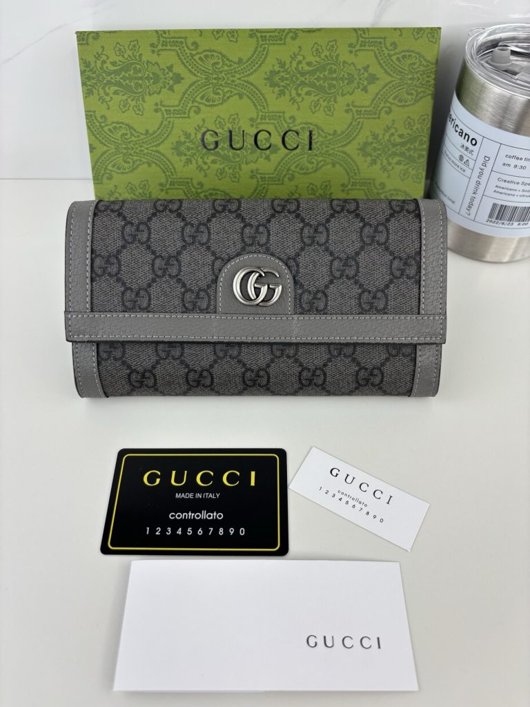 Chanel Handbag 734843 in Grey
