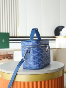 Goyard Shoulder Bag 020185 in Blue