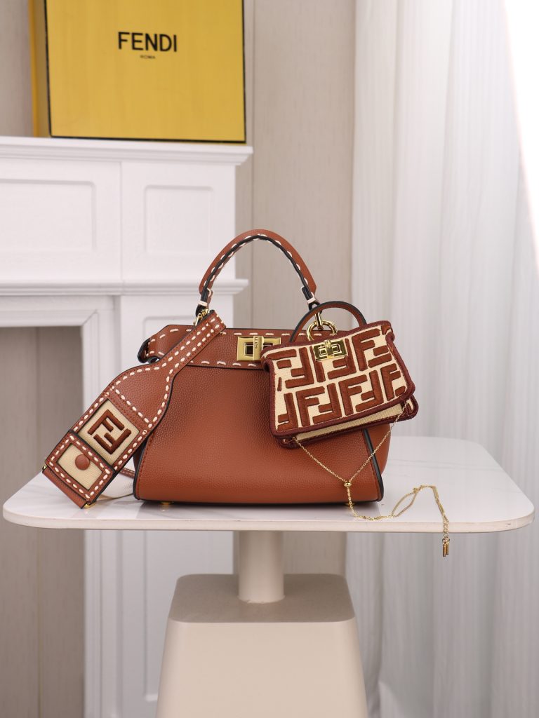 Fendi Handbag 3309