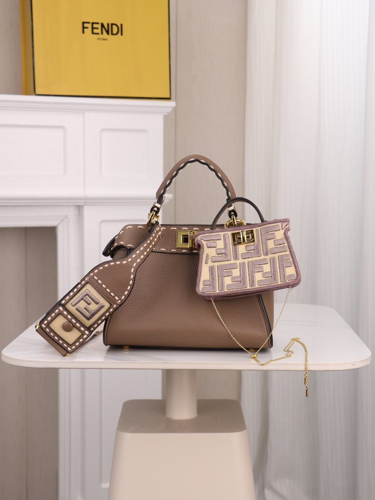 Fendi Handbag 3309