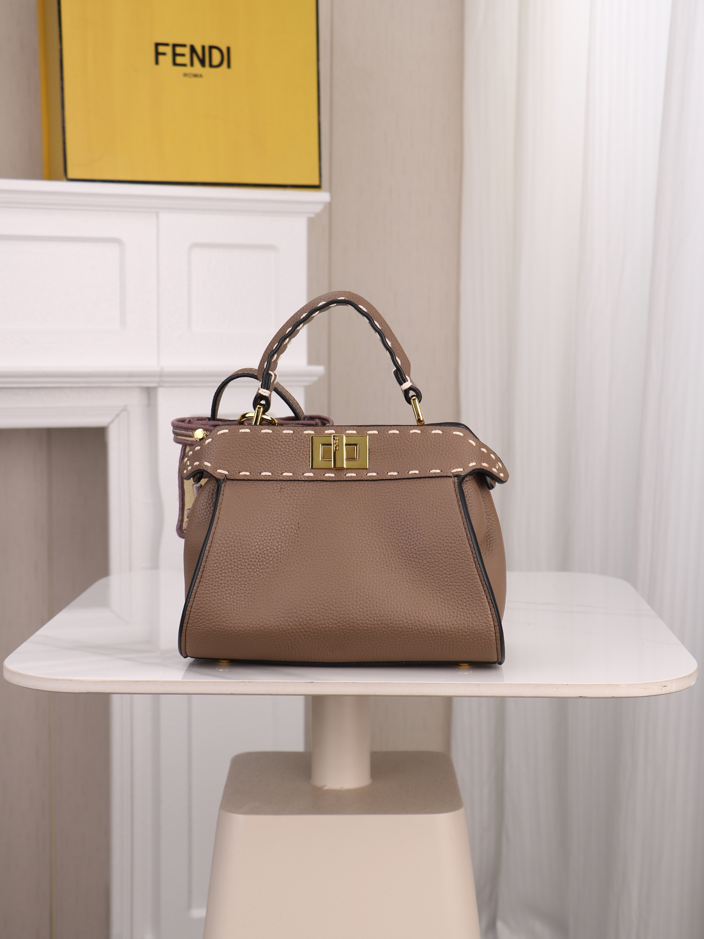 Fendi Handbag 3309