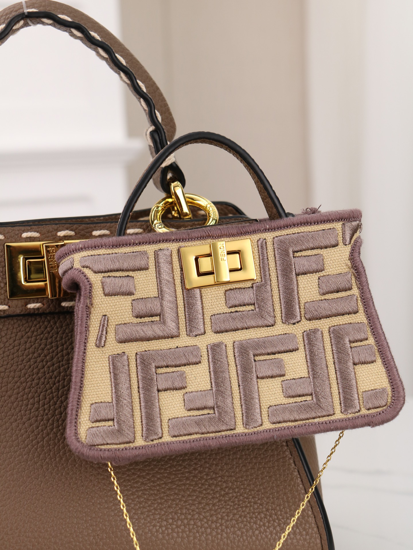 Fendi Handbag 3309