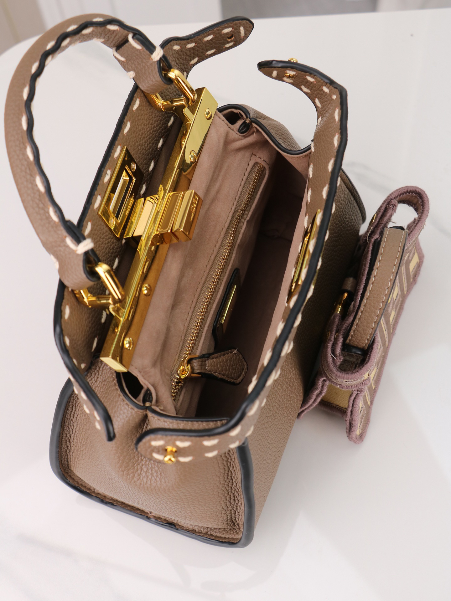 Fendi Handbag 3309