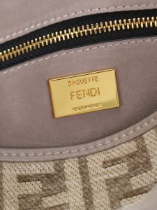 Fendi Shoulder Bag 8890