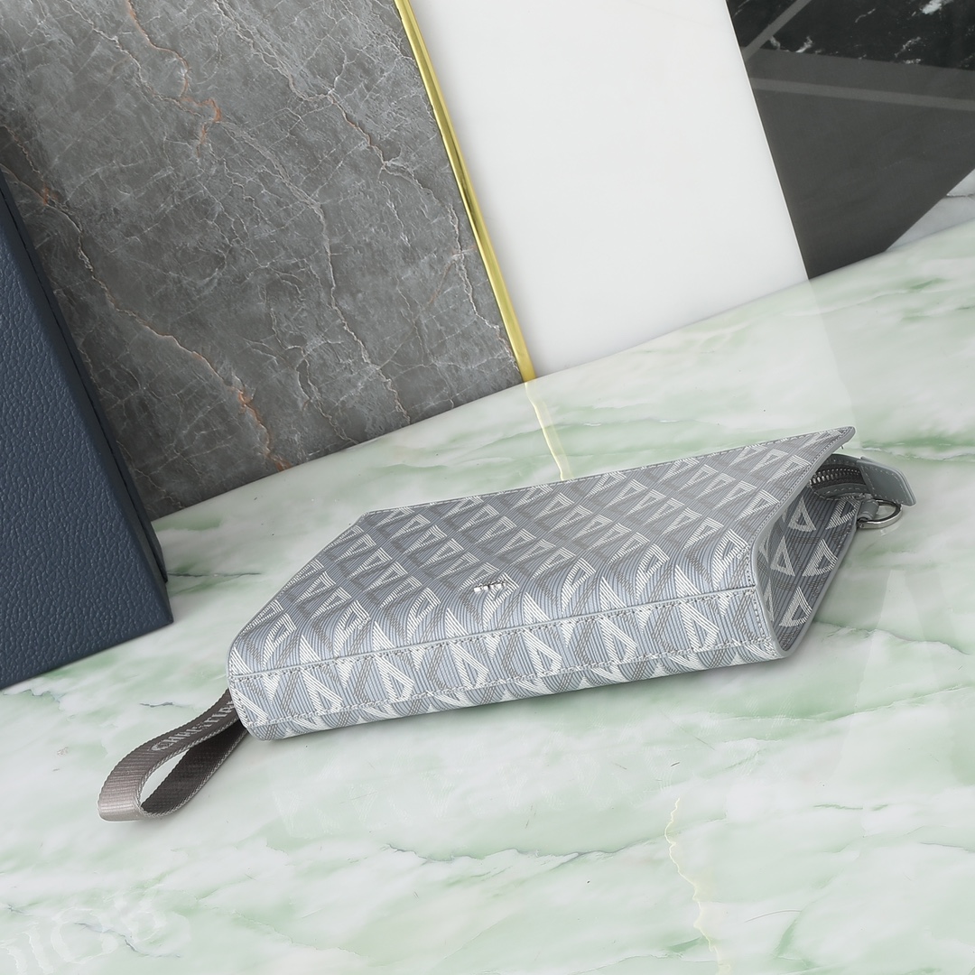 Dior Handbag in Grey