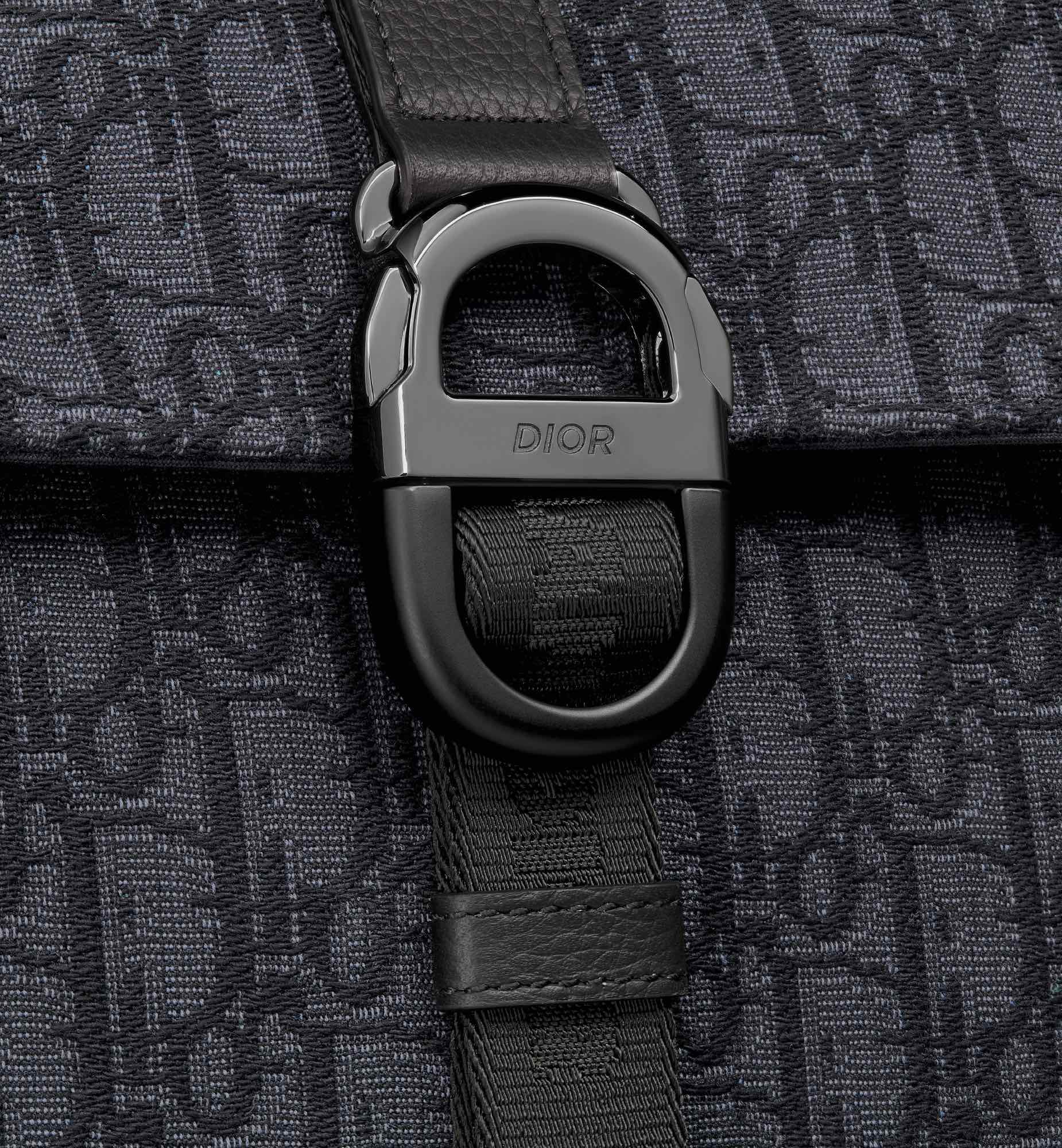 Bag 1228707660