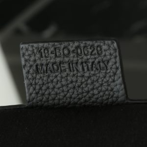 Shoulder Bag in Black