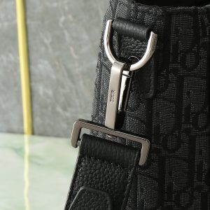 Bag 1228707674