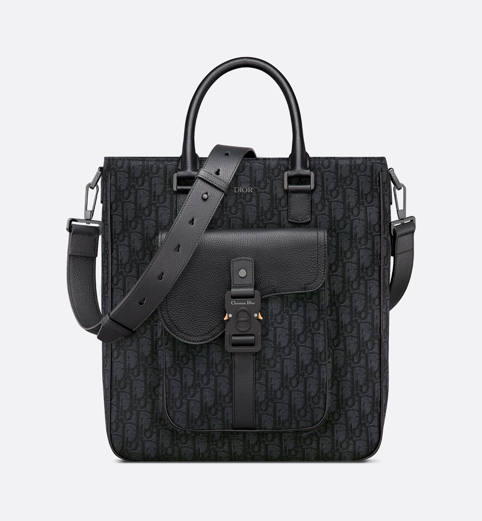 Bag 1228707677