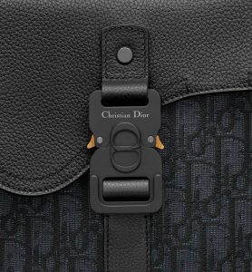 Bag 1228707677