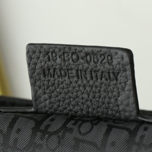 Shoulder Bag in Black