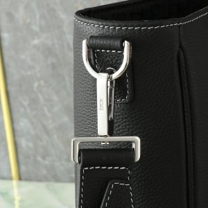 Bag 1228707689