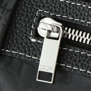 Bag 1228707689