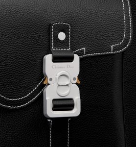 Bag 1228707695