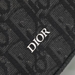 Shoulder Bag in Black
