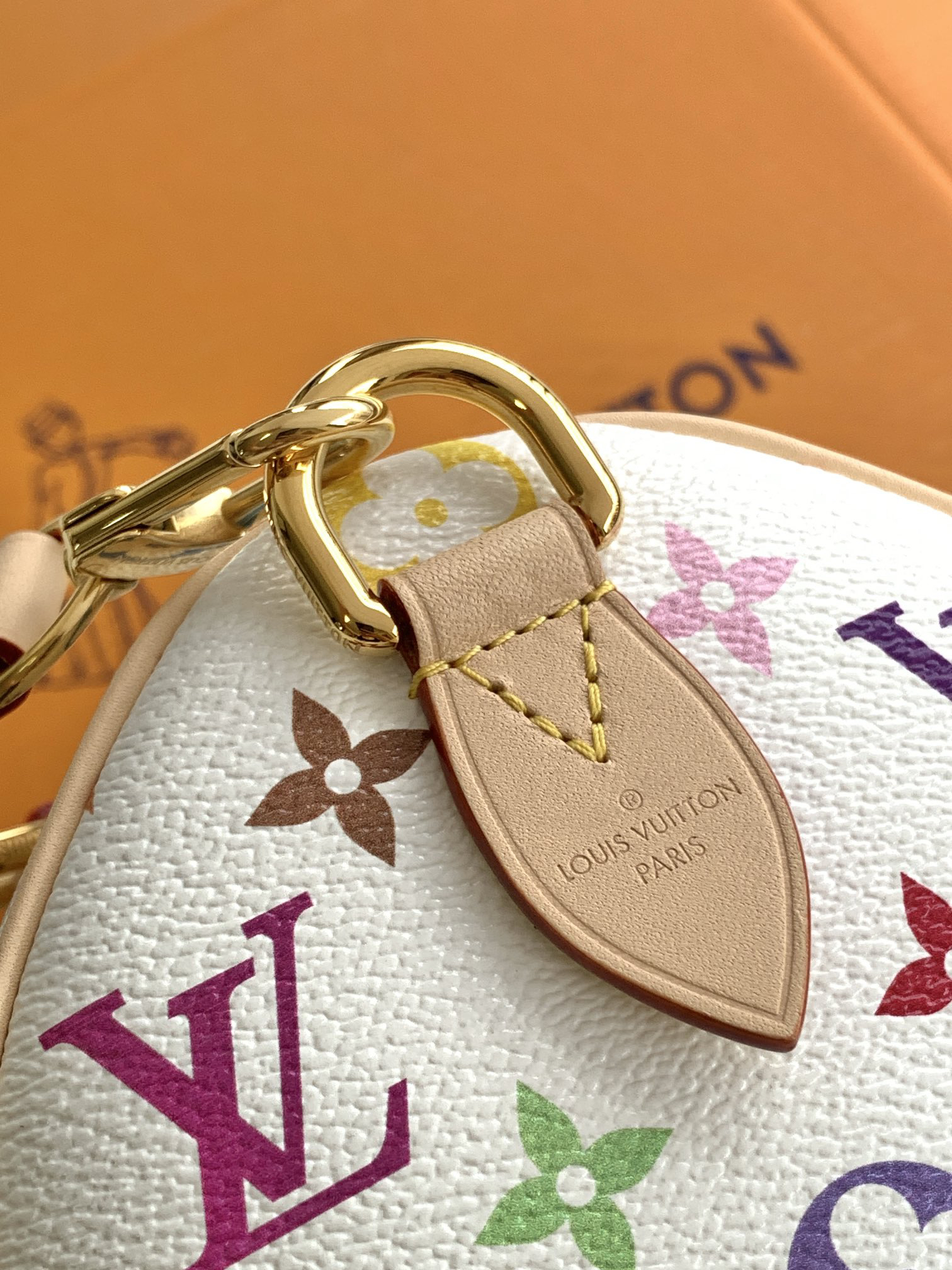 Louis Vuitton Handbag M13085