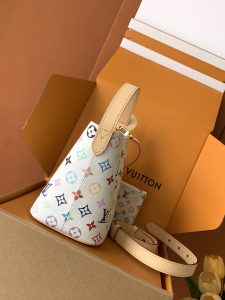 Louis Vuitton Handbag M13089