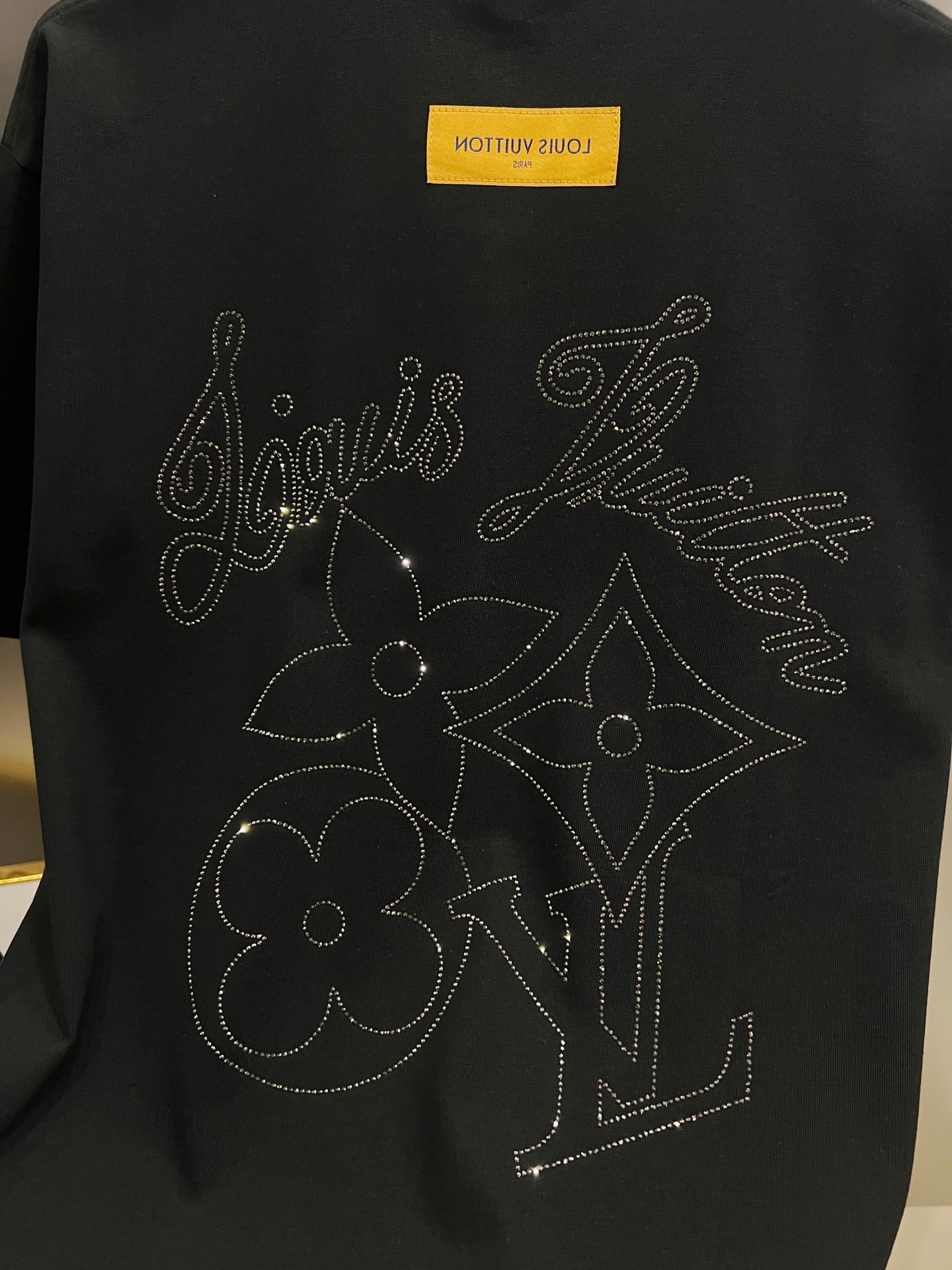 T-Shirt in Black